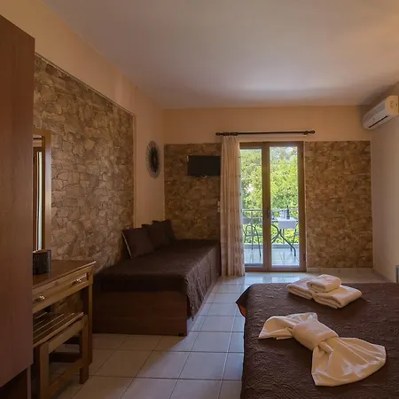 Edra Studios Apartment